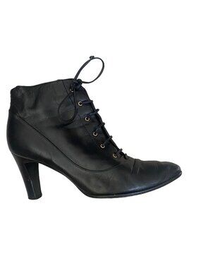 St John Lace Up Ankle Dance Boots Size 7 Leather Italy 7B VGUC